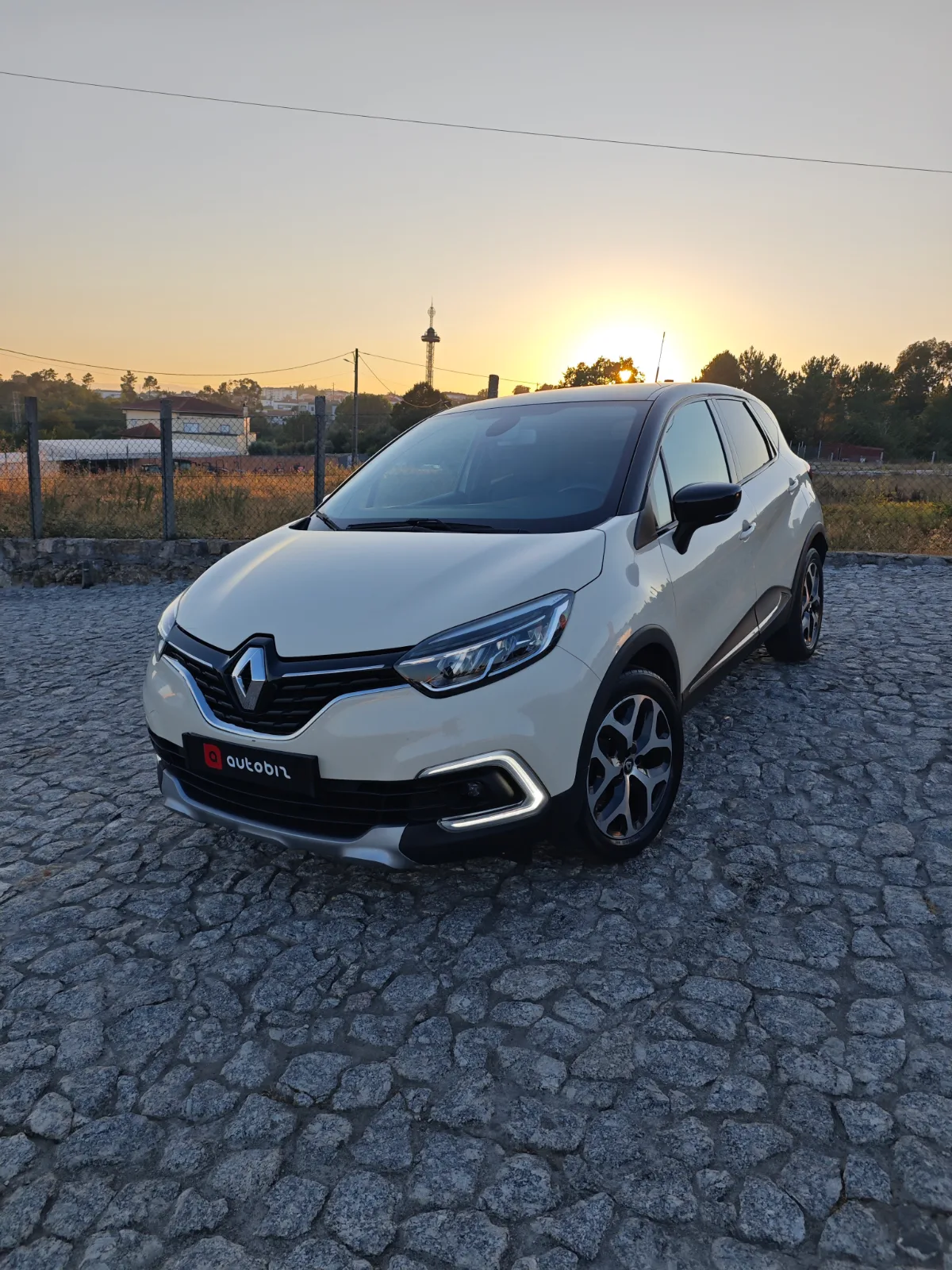 Renault Captur 0.9 Tce Exclusive — imagem 1