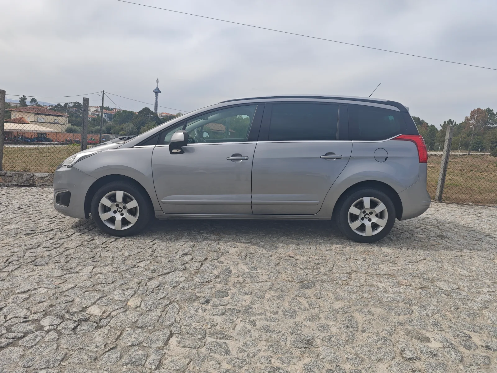 Miniatura 3 do Peugeot 5008